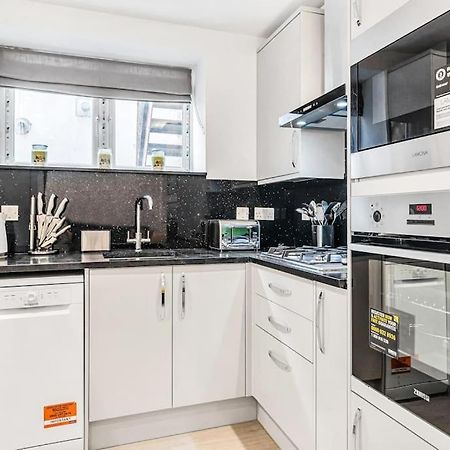 Luxstay Holland Park Apartment With Ac Лондон Екстериор снимка